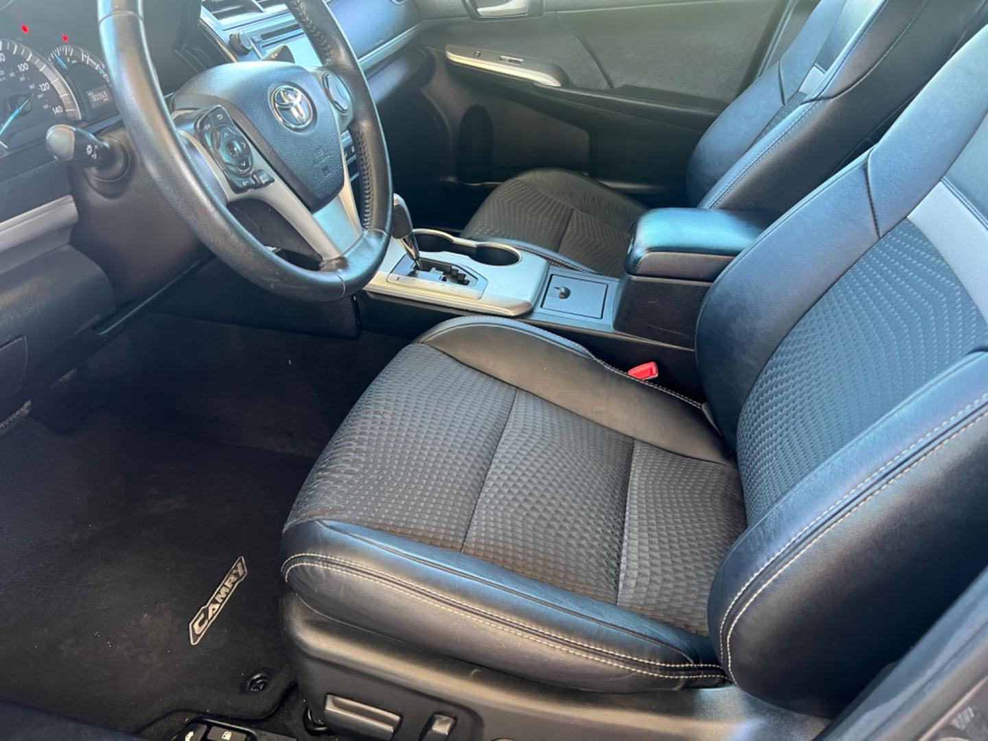 2014 Gray /Black Toyota Camry SE (4T1BF1FKXEU) with an 2.5L 4Cylinder engine, Automatic transmission, located at 4520 Airline Hwy, Baton Rouge, LA, 70805, (225) 357-1497, 30.509325, -91.145432 - 2014 Toyota Camry SE No Accidents, Two Owner, 2.5L 4 Cylinder, 180K Miles, All Power, Backup Camera. NO IN HOUSE FINANCING. FOR INFO PLEASE CONTACT JEFF AT 225 357-1497 CHECK OUT OUR A+ RATING WITH THE BETTER BUSINESS BUREAU WE HAVE BEEN A FAMILY OWNED AND OPERATED BUSINESS AT THE SAME LOCATION FOR - Photo#9